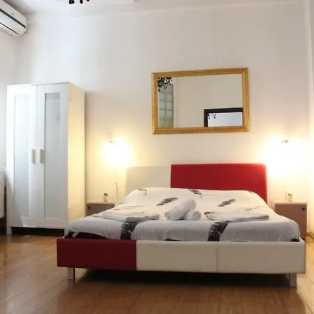 Apartment Studio In The Old Center Bukarest